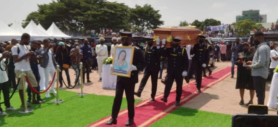 Funérailles des victimes de l’accident de Matadi Kibala mortes électrocutées, le 2 février2022, à la suite d'une rupture d’un câble électrique à haute tension de la SNEL