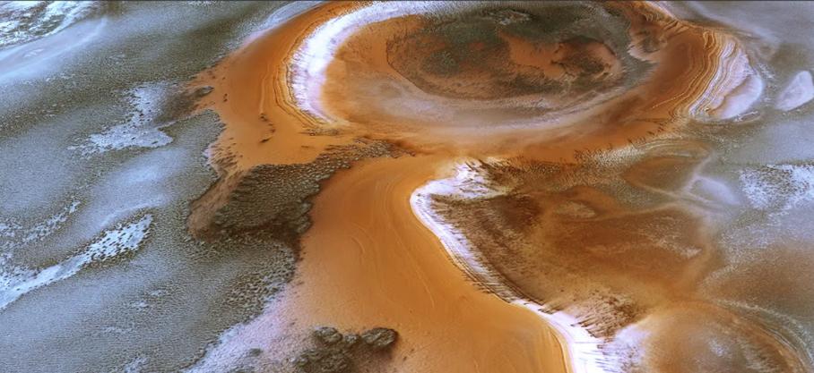 Les sublimes et « uniques » paysages d’hiver de la planète Mars