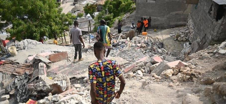  Haïti : un séisme de magnitude 7,2 fait au moins 304 morts